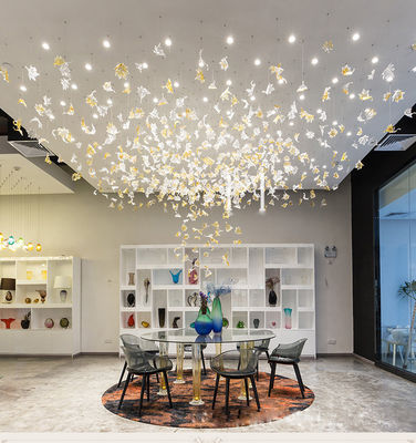 ODM Maple Leaf Chandelier Anti Glare Customized Pendant Lamp