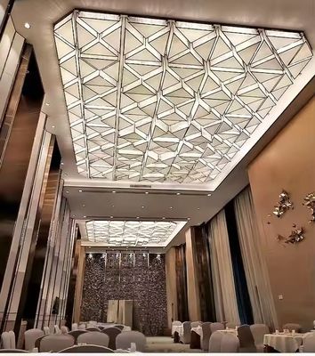 Rectangular Geometric Pattern LED Lamp Aluminum Body Chandelier For Restaurant Restaurant Project
